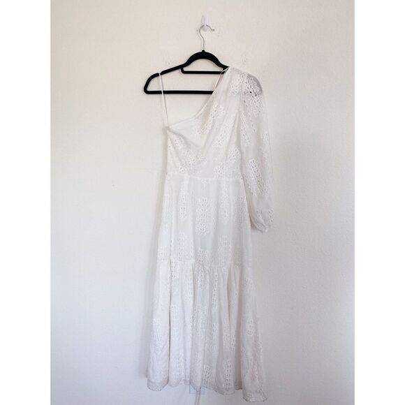 Talulah Never Let me Go Linen Midi dress in white - Picture 12 of 13